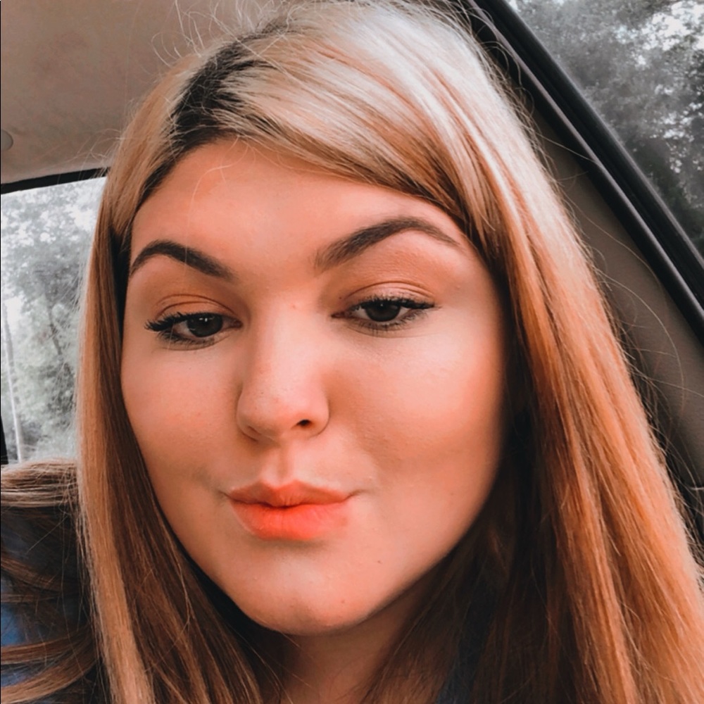 Meet your Posher, Kaileigh